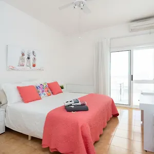 Frontline Apartament